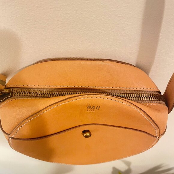 Madewell Small Circle Leather Shoulder Bag - Picture 6 of 8